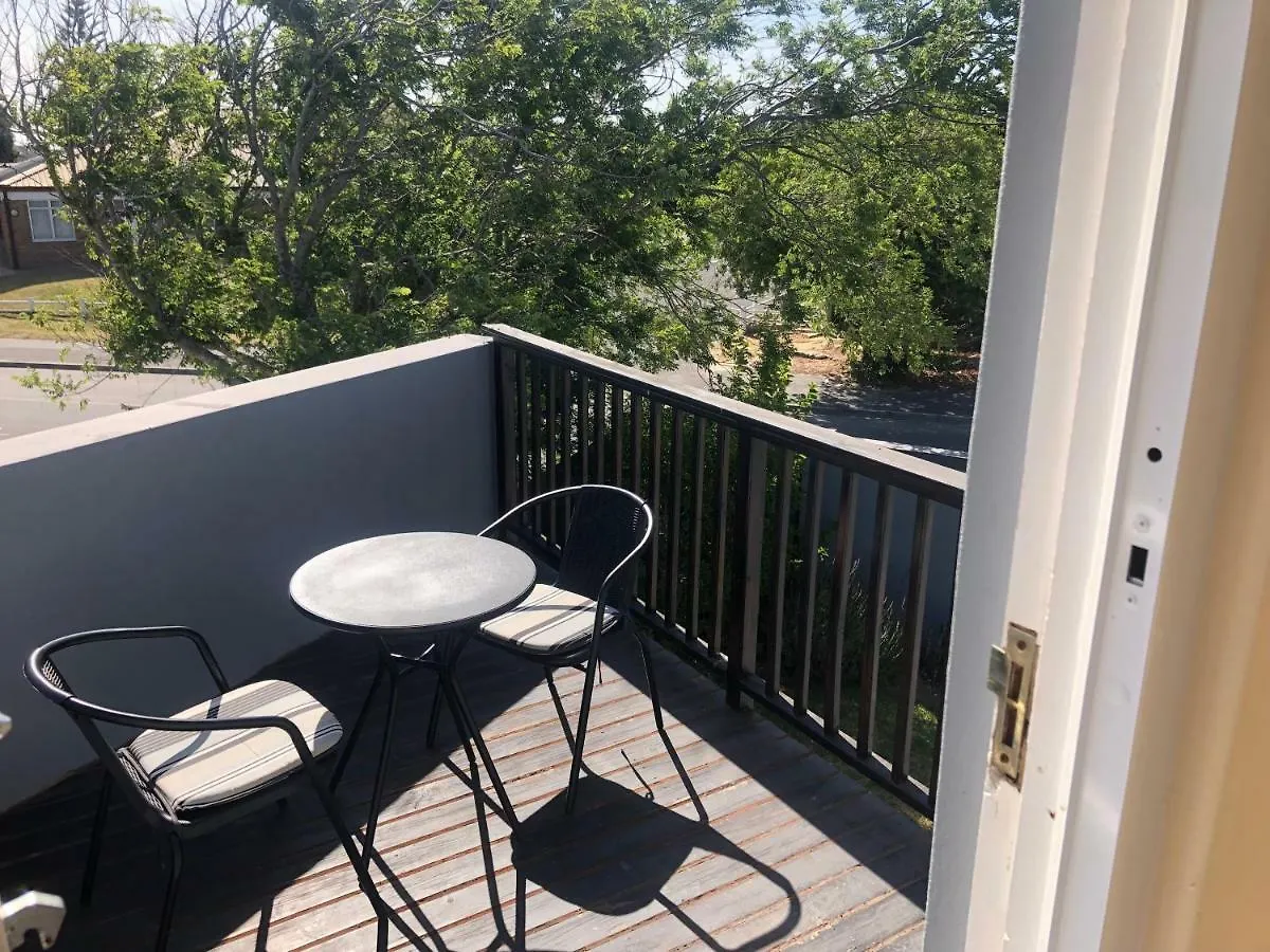 Apartamento Flamingo Palms Table View